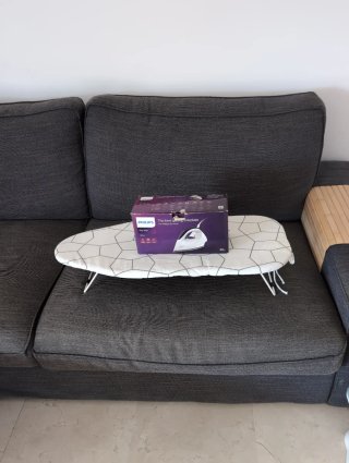 Plancha Philips y tabla de planchar
