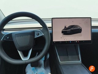 Tesla Model Y Gran autonomía con tracción trasera