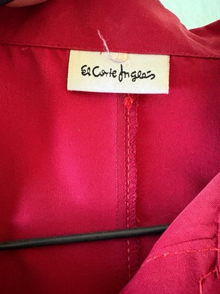 Vestido camisero rojo con cinturón