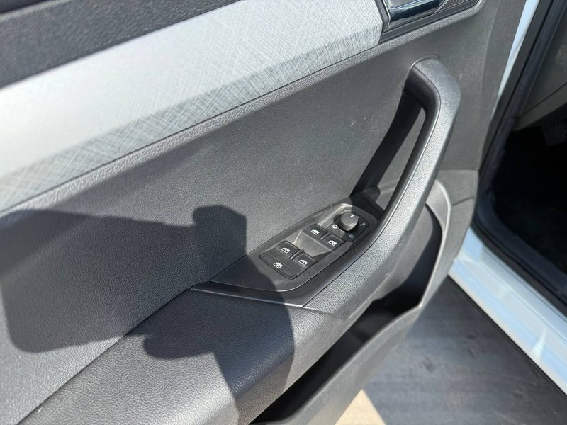 Škoda Karoq AMBITION 2.0 TDI DSG 4X4 Adblue 2023, foto 13