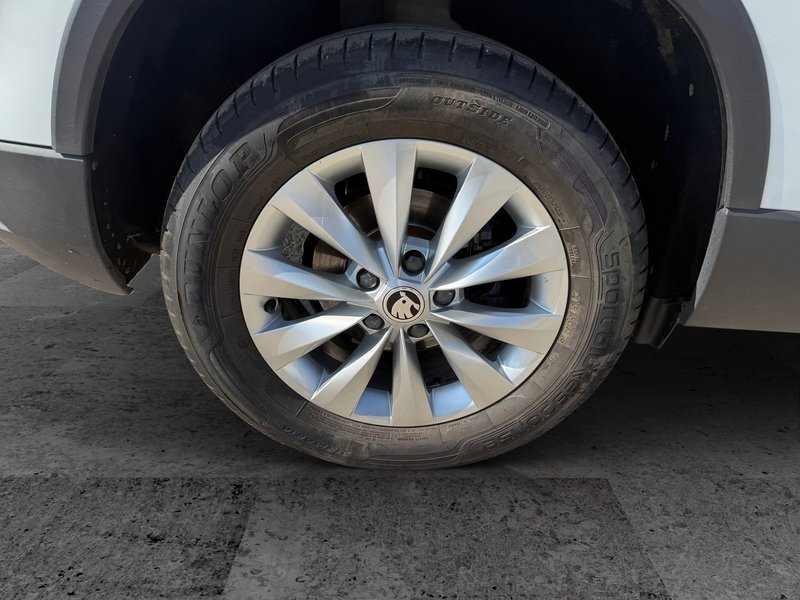 Škoda Karoq AMBITION 2.0 TDI DSG 4X4 Adblue 2023, foto 12