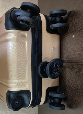 Nueva maleta de viaje cabina