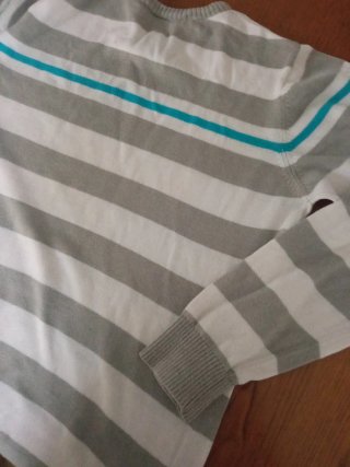Jersey rayas gris y blanco 16 años
