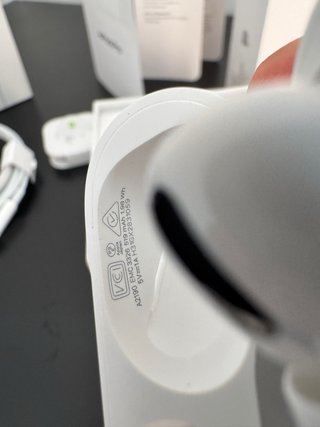 Apple AirPods Pro 1ª Gen + Cable USB-C