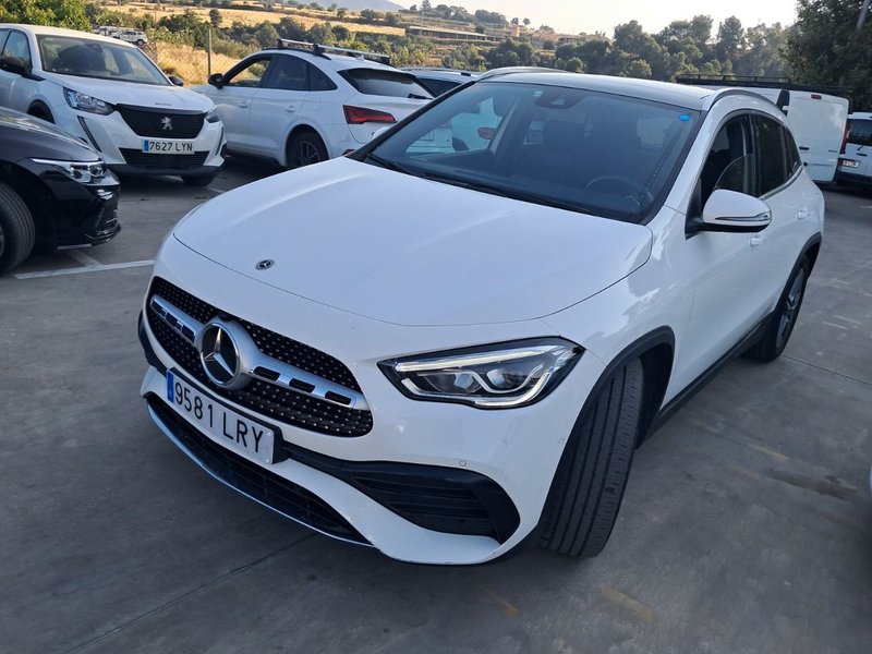 Mercedes-Benz GLA 200 D 110 kW (150 CV) - foto 1