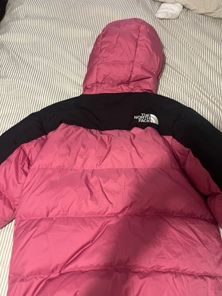 Chaqueta The North Face rosa y negra