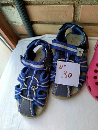 Calzado infantil: sandalias y zuecos