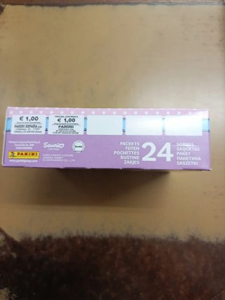 Caja Sellada 24 Sobres Hello Kitty & Friends