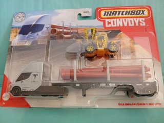 Matchbox Convoy Tesla Semi & Pipe Trailer