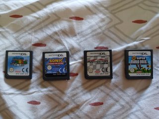 4 Juegos Nintendo DS: Mario Kart, Sonic, Mario Bro