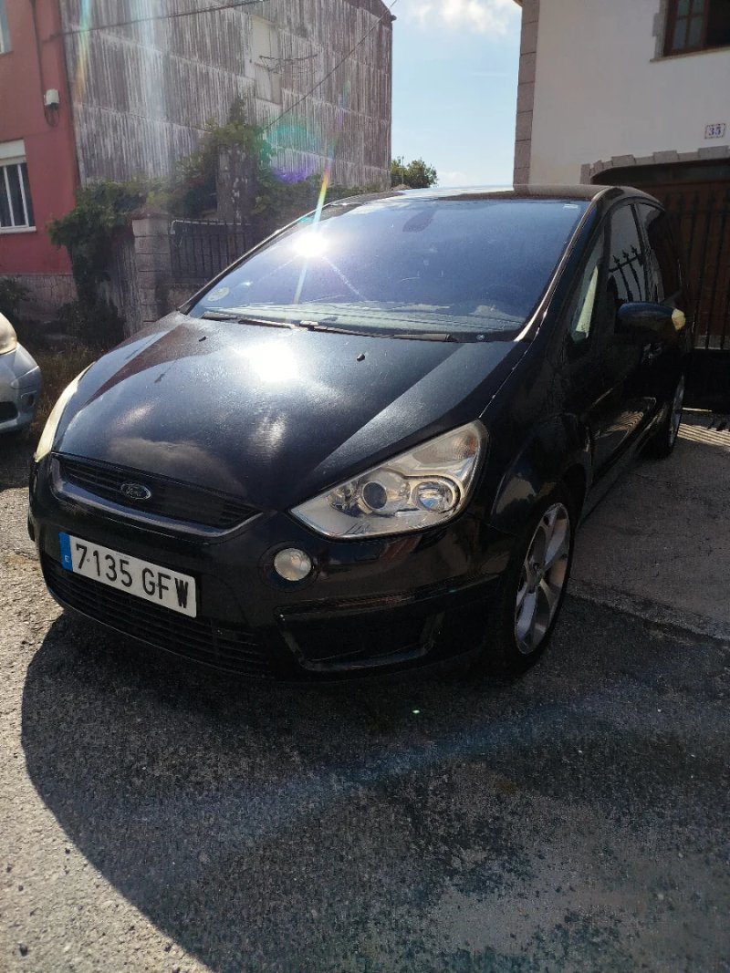 Ford S-MAX 2008 - foto 1