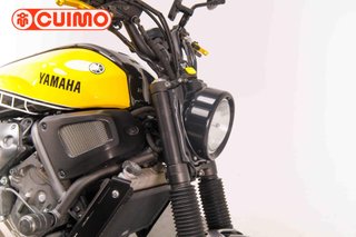 YAMAHA XSR 700