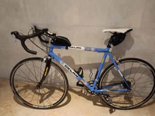 Bicicleta de carretera Oklan azul. Talla L