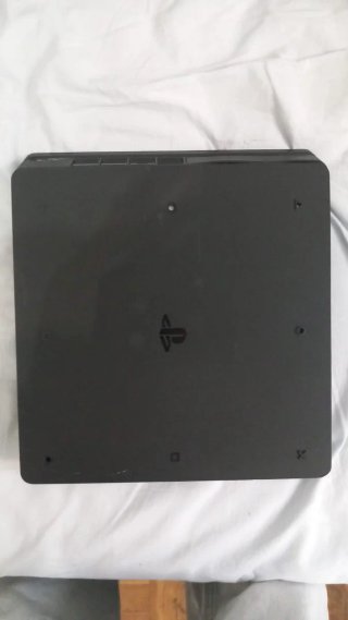 Consola PS4 Slim Negra
