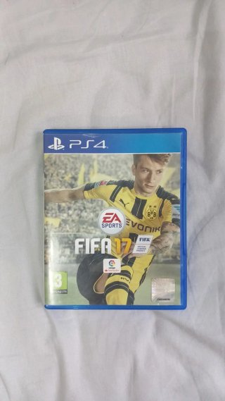 Consola PS4 Slim Negra
