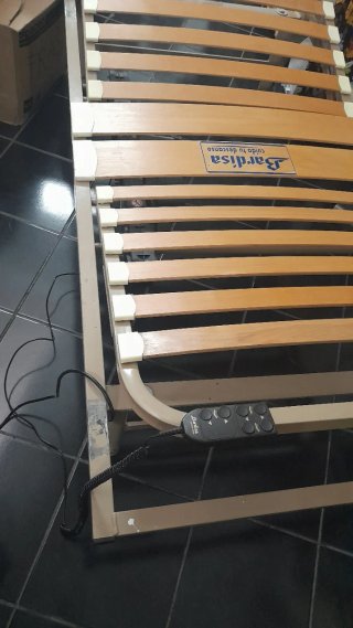 Cama articulada eléctrica