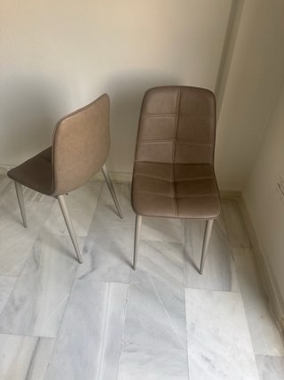 Mesa comedor extensible Torga y 4 sillas