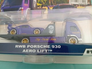 Lote--Hot Wheels Team Transport RWB Porsche 930