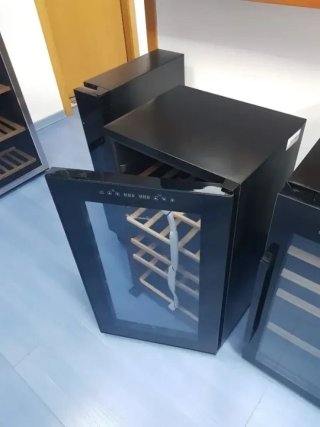 Vinoteca la sommeliere SLS32DZ BLACK