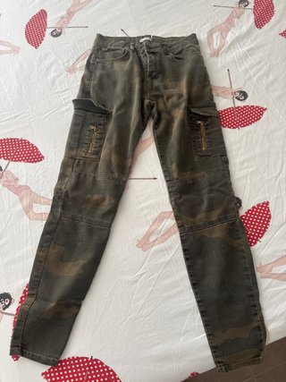 Pantalones cargo camuflaje