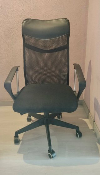 Silla ergonómica oficina negra