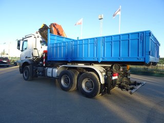 Mercedes AROCS 33 51--CAMIONES CON GRUA