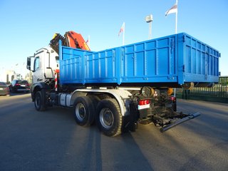 Mercedes AROCS 33 51--CAMIONES CON GRUA