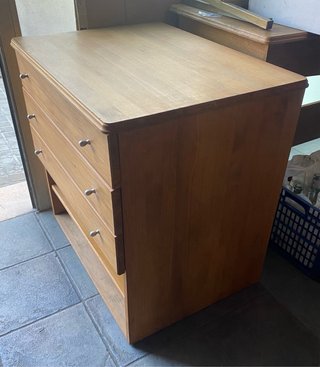 Cajonera de madera maciza