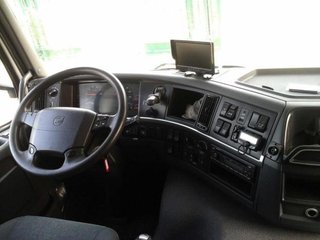 Volvo FM 300--CAMIONES CON GRUA
