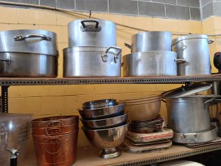 Vendo restos de material de Catering y Restaurante