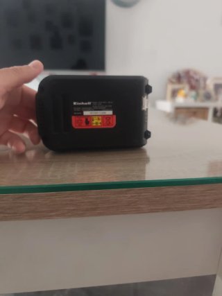 Batería Einhell 18V Lithium Ion más cargador