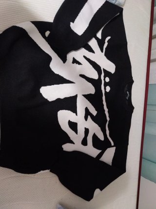 Sudadera Stussy Negra y Blanca