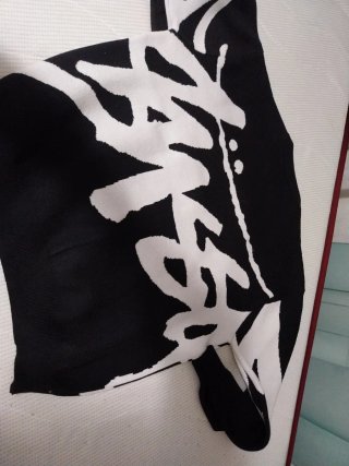 Sudadera Stussy Negra y Blanca