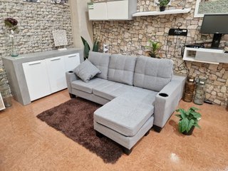 Sofá Chaiselongue convertible con puff