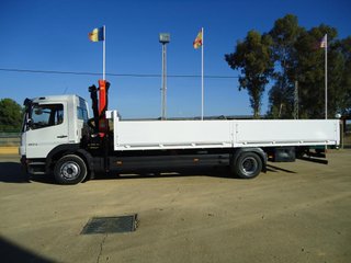 Mercedes ATEGO 1524--CAMIONES CON GRUA