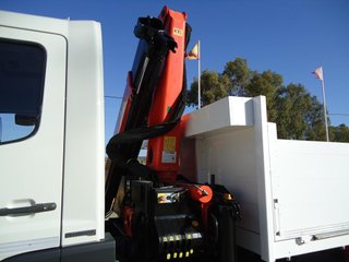 Mercedes ATEGO 1524--CAMIONES CON GRUA
