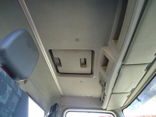 Mercedes ATEGO 1524--CAMIONES CON GRUA