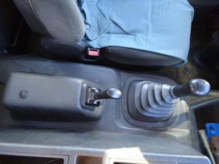 Mercedes ATEGO 1524--CAMIONES CON GRUA