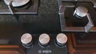 Encimera de gas Bosch negra