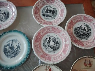 Lote platos parlantes siglo XIX leer descripción