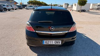 Opel Astra 2009