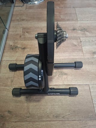 Rodillo Bici Interactivo KICKRCORE