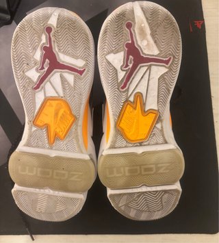 Zapatillas Jordan niño Talla 38