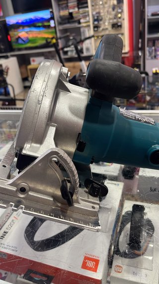 Sierra Circular Makita HS6601