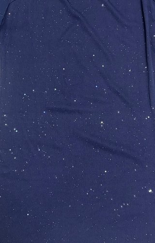 Vestito blu notte con cut-out e maniche a campana