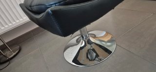 Sillón moderno piel sintética negro + butaca