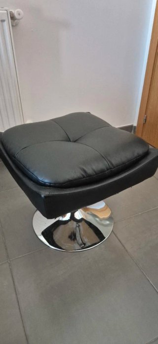 Sillón moderno piel sintética negro + butaca