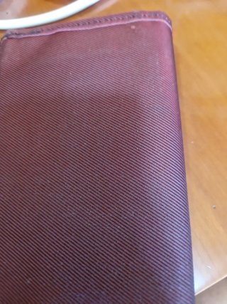 Cartera delgada para carnet y documentos