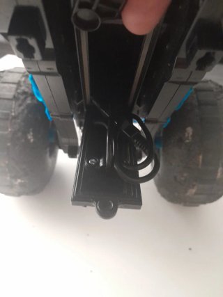 Coche RC Monster Jam Megalodon tiburon