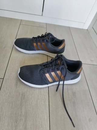Adidas Qt Racer Mujer Talla 42